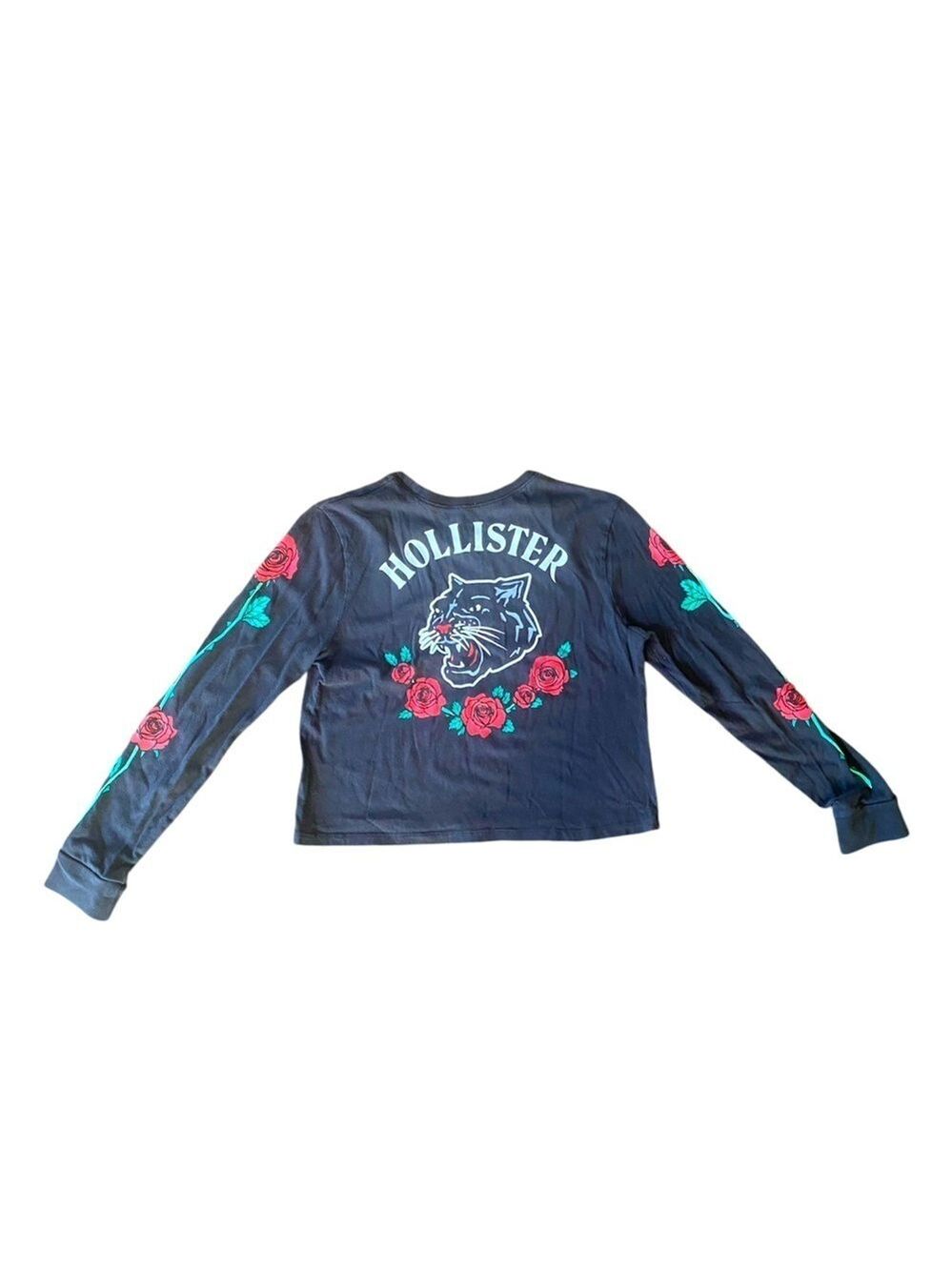 2/$15 Hollister Black Graphic Long Sleeve Cropped Tee XS